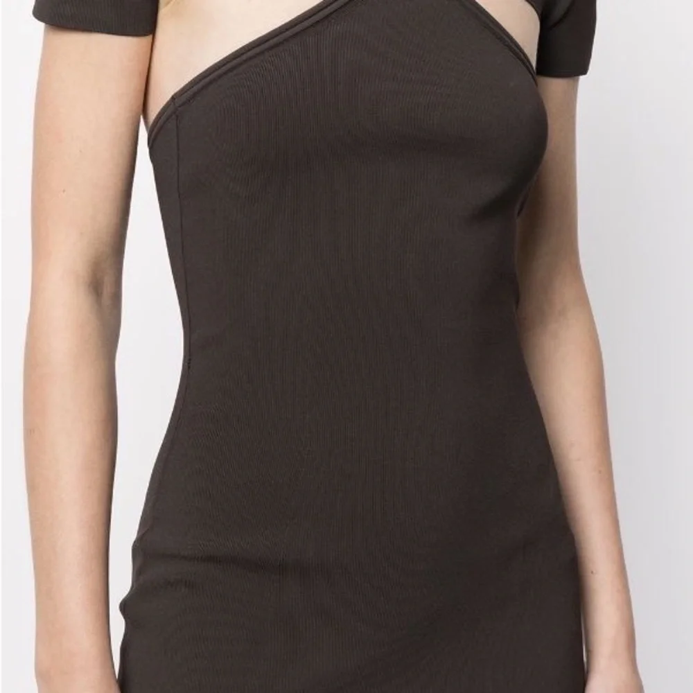 SOLD - KHAITE Piera Dress in Brown (cutout detail) - Picture 5 of 6